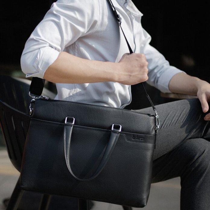 thiết kế của quan tâm tới tính năng bảo vệ của túi đựng laptop 13 inch